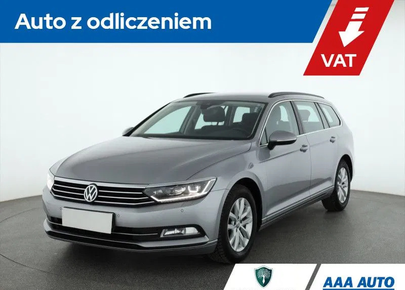 volkswagen passat skępe Volkswagen Passat cena 69000 przebieg: 141876, rok produkcji 2018 z Skępe